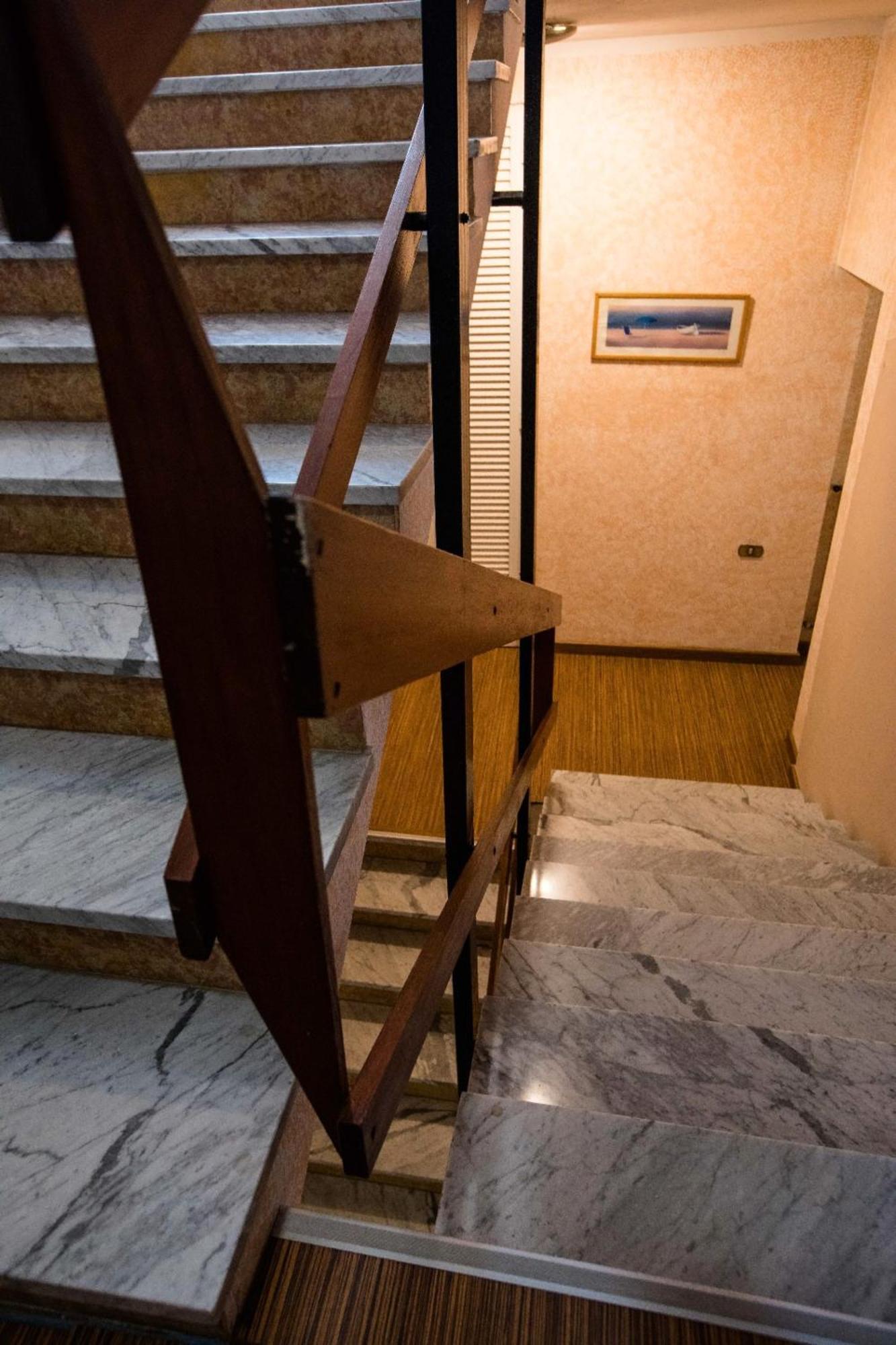 La Tavernetta Dei Ronchi Marina di Massa Exteriör bild