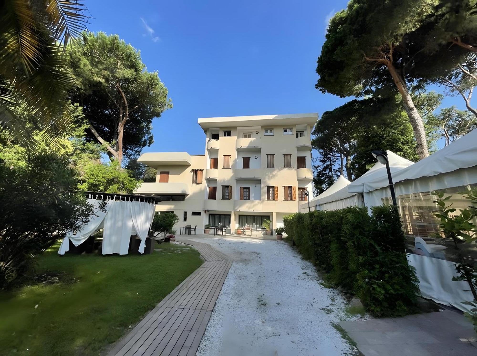 La Tavernetta Dei Ronchi Marina di Massa Exteriör bild